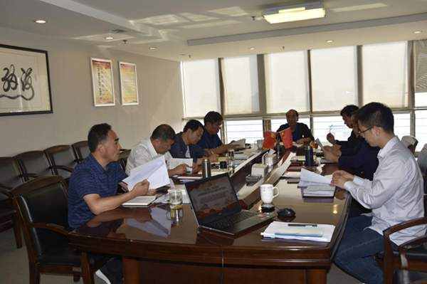 乐鱼官方端网站登录入口-乐鱼(中国)
召开“不忘初心、牢记使命”主题教育党委理论学习中心组集中学习会议