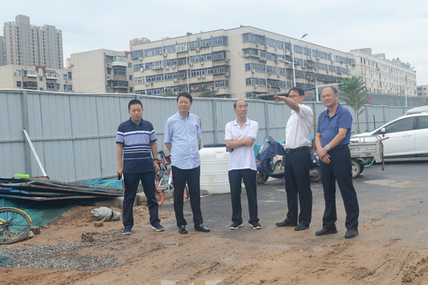 乐鱼官方端网站登录入口-乐鱼(中国)
党委书记秦广远调研西站路工程